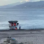 アパート A Piedi Nudi Sullo Stretto 1 レッジョ・ディ・カラブリア
