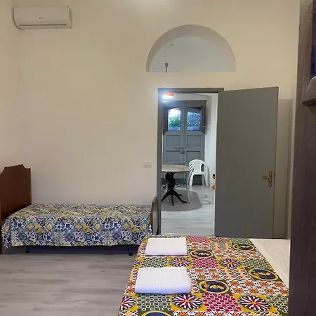 A Piedi Nudi Sullo Stretto 1 Apartman